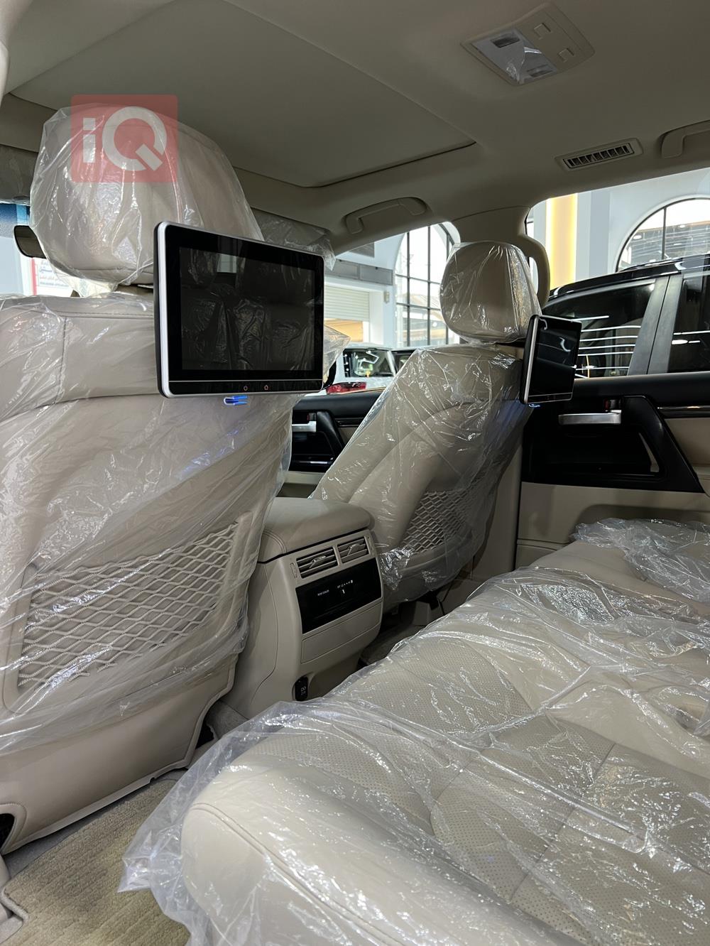 تويوتا لاندكروزر